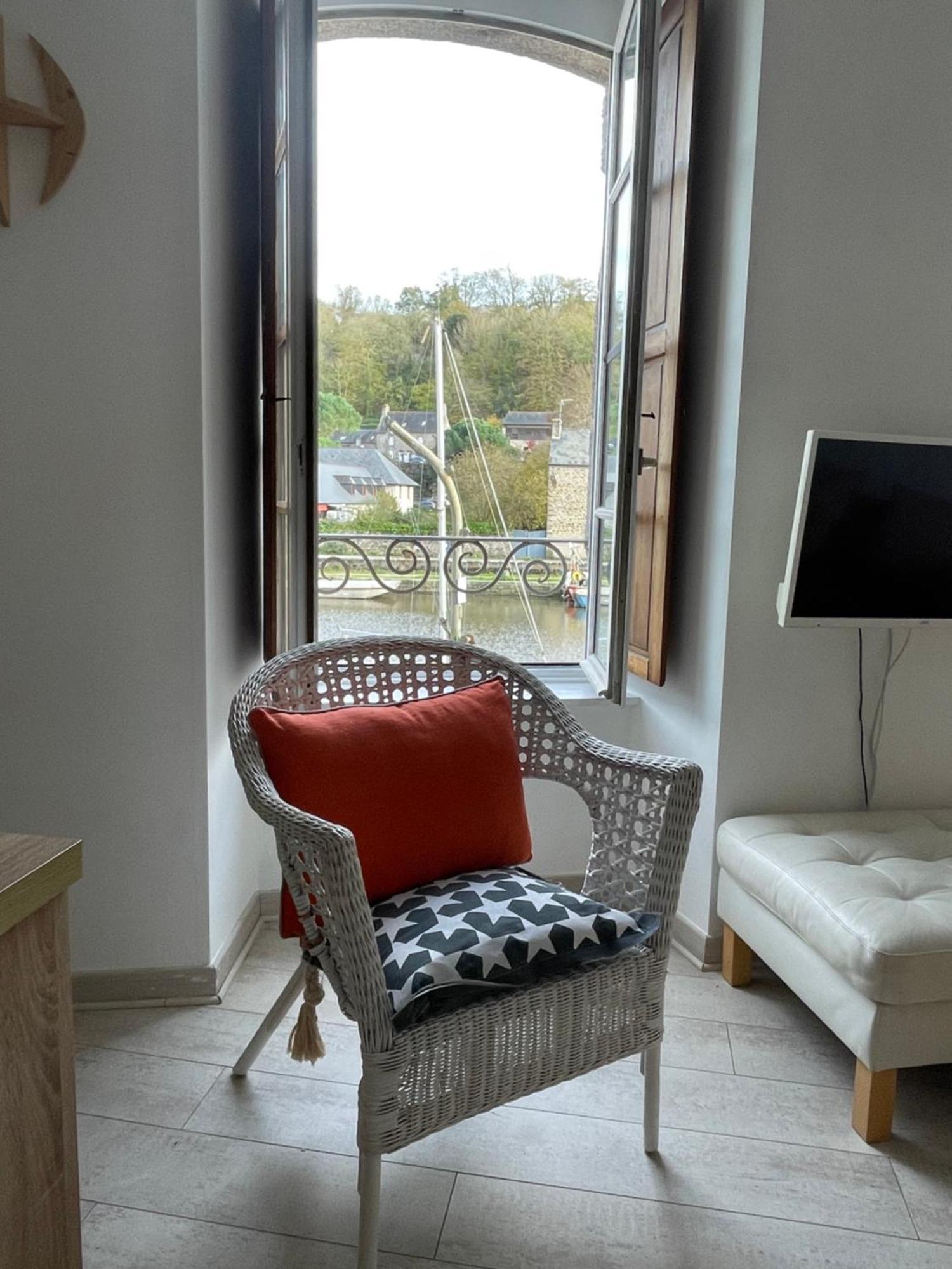 Appartement Au Port Dinan Exterior foto